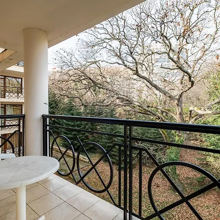 Primrose With Free Parking * Varna