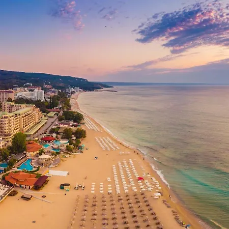 Daire Primrose With Free Parking